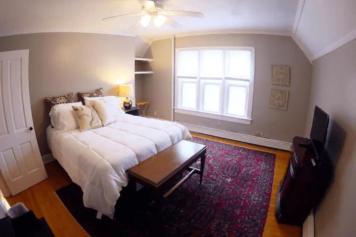 גרין ביי Cozy 3 & 4 Bed Home 2 Blocks To Hospitals & Lambeau מראה חיצוני תמונה