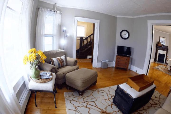 גרין ביי Cozy 3 & 4 Bed Home 2 Blocks To Hospitals & Lambeau מראה חיצוני תמונה