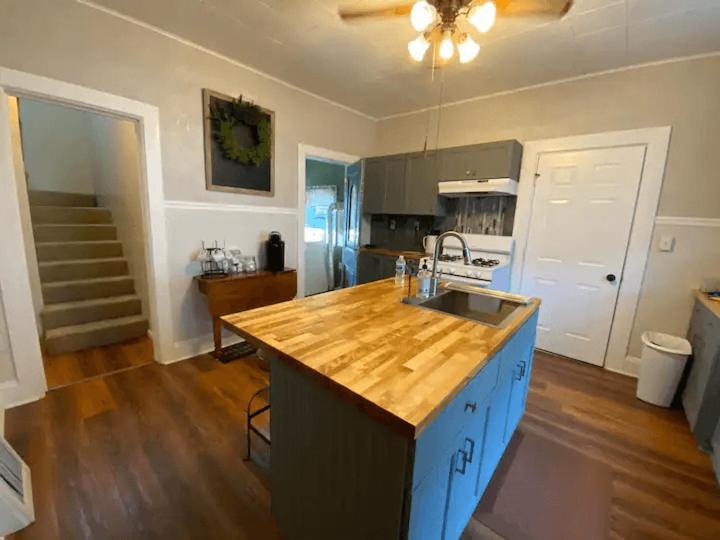 גרין ביי Cozy 3 & 4 Bed Home 2 Blocks To Hospitals & Lambeau מראה חיצוני תמונה