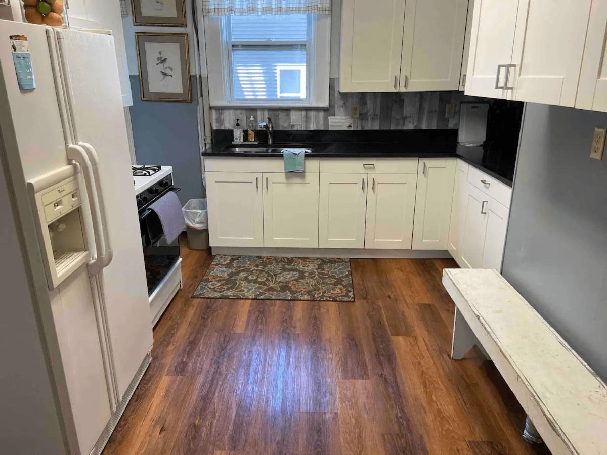 גרין ביי Cozy 3 & 4 Bed Home 2 Blocks To Hospitals & Lambeau מראה חיצוני תמונה